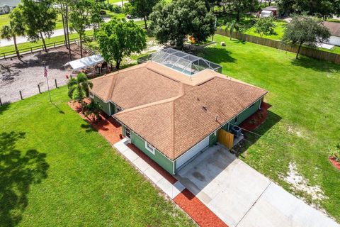 A home in Loxahatchee