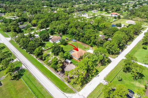 A home in Loxahatchee