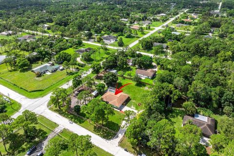 A home in Loxahatchee