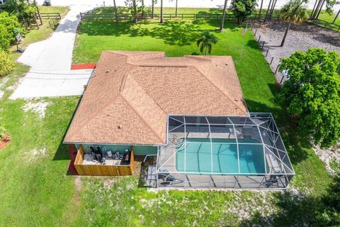 A home in Loxahatchee