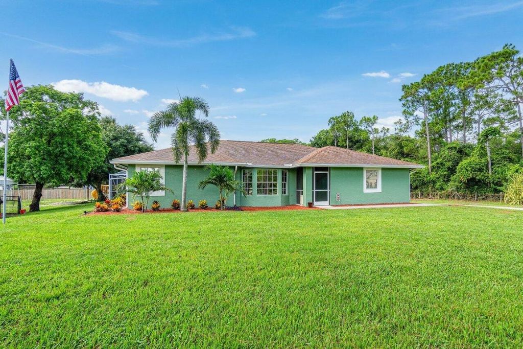 Photo of 18522 44th Place N, Loxahatchee, FL 33470 (MLS # R11007309)