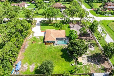 A home in Loxahatchee