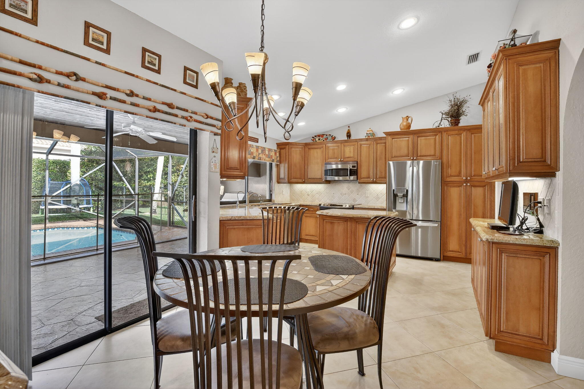 NORTH SPRINGS - Residential