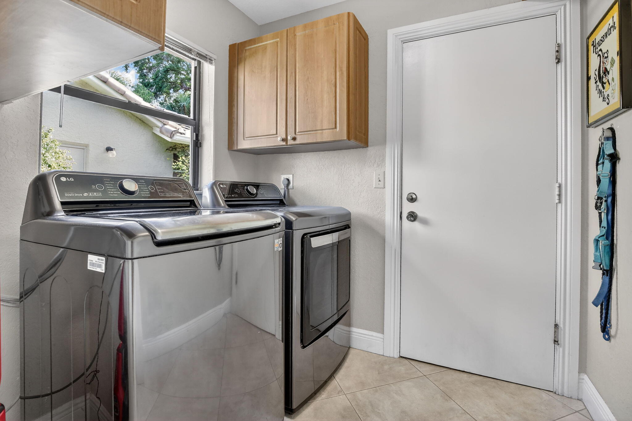 NORTH SPRINGS - Residential