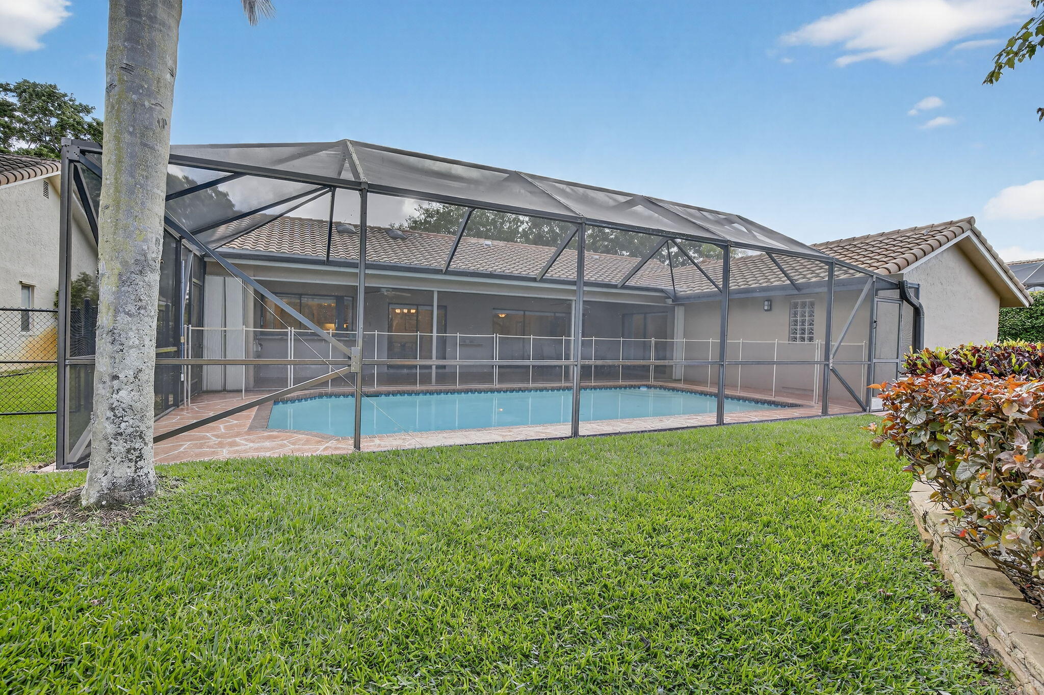 NORTH SPRINGS - Residential