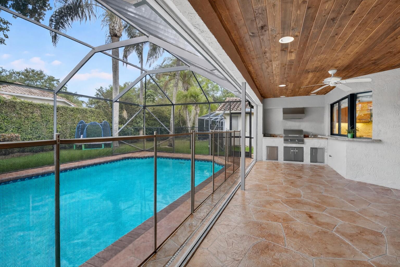 NORTH SPRINGS - Residential