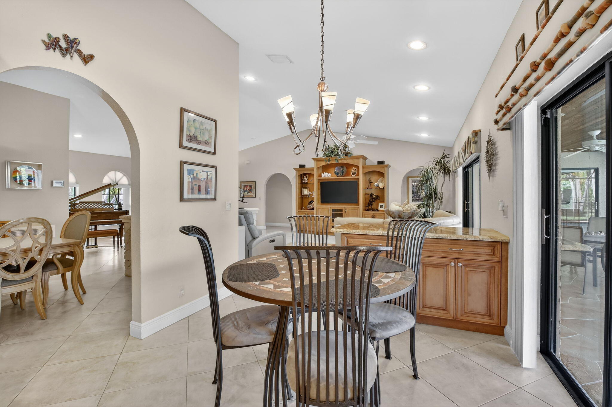 NORTH SPRINGS - Residential