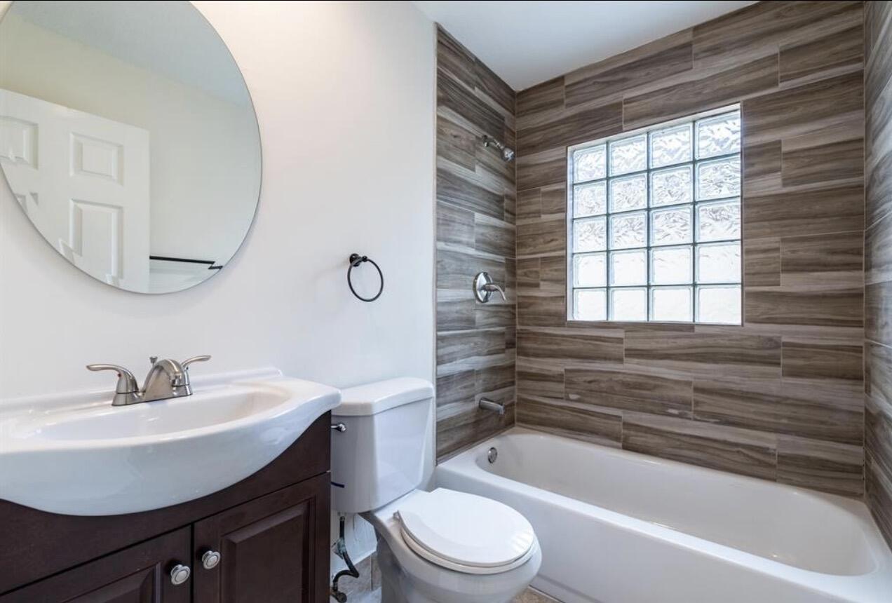 View photos, virtual tours, details... 4147 Meade Way