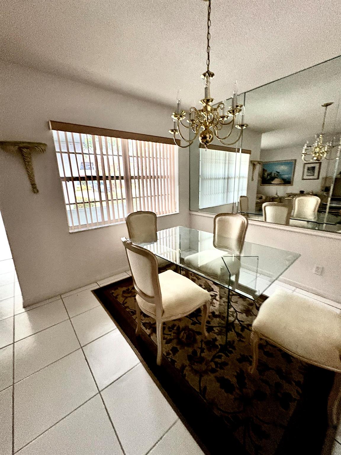 CENTURY VILLAGE / STRATFO - Residential Lease