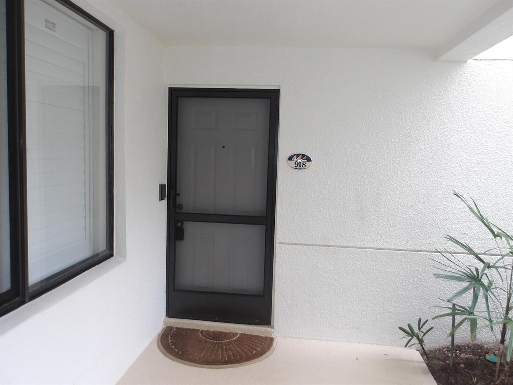 Photo of 918 Oak Harbour Drive #918, Juno Beach, FL 33408 (MLS # R11108413)