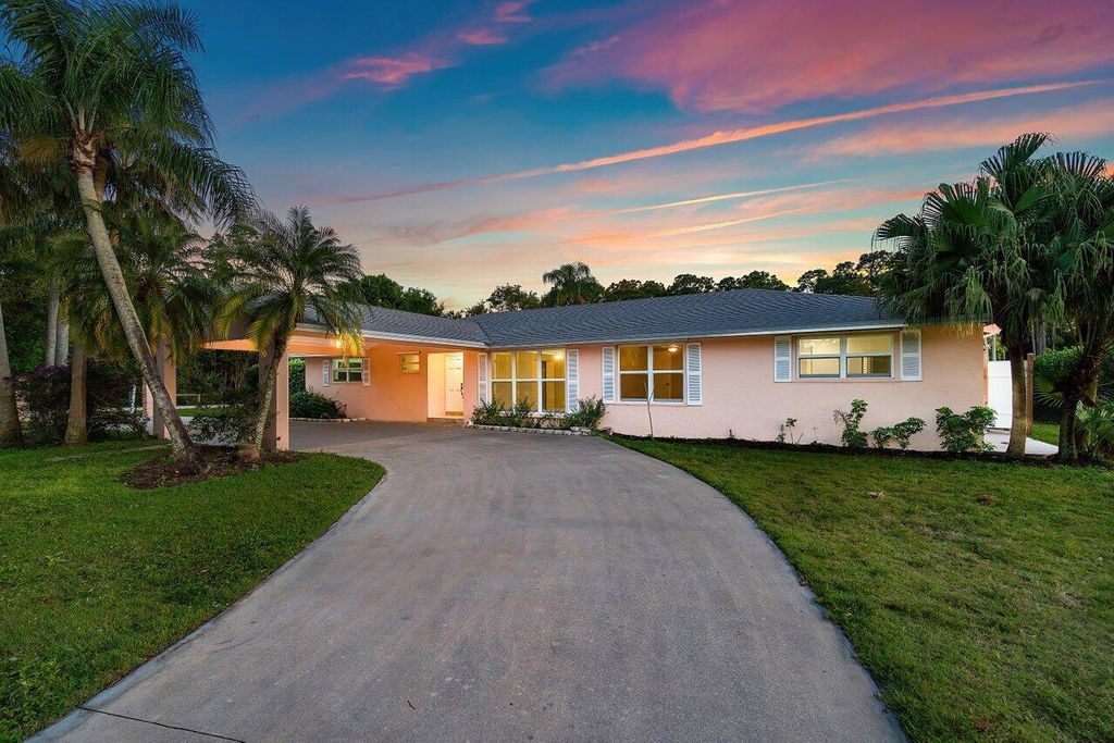 Photo of 12124 153rd Court N, Jupiter, FL 33478 (MLS # R10970240)