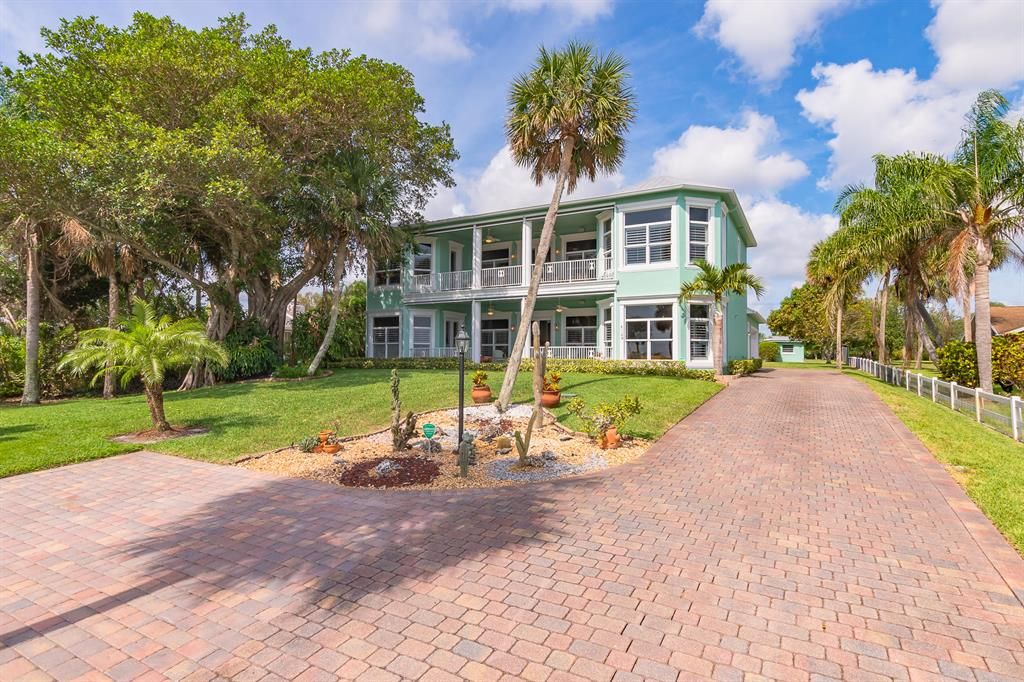 Photo of 5109 S Indian River Drive, Fort Pierce, FL 34982 (MLS # R10713756)