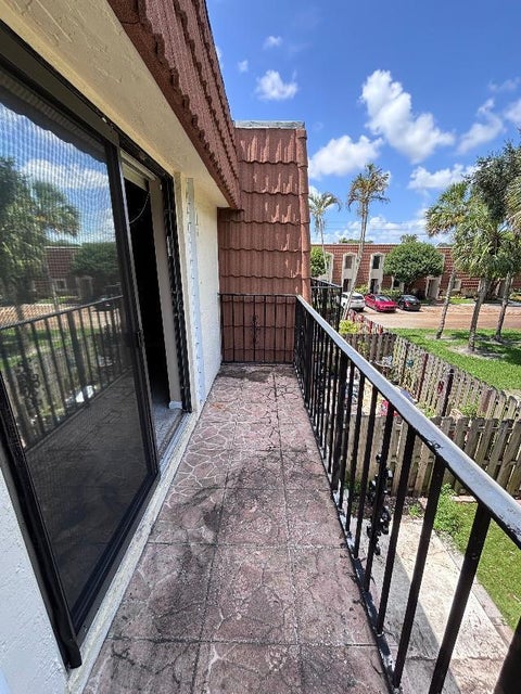 Tiny photo for 113 NW 115th Terrace, Plantation, FL 33325 (MLS # B26053325)
