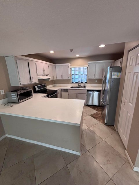 Tiny photo for 113 NW 115th Terrace, Plantation, FL 33325 (MLS # B26053325)