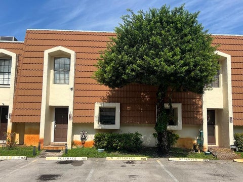 Photo of 113 NW 115th Terrace, Plantation, FL 33325 (MLS # B26053325)