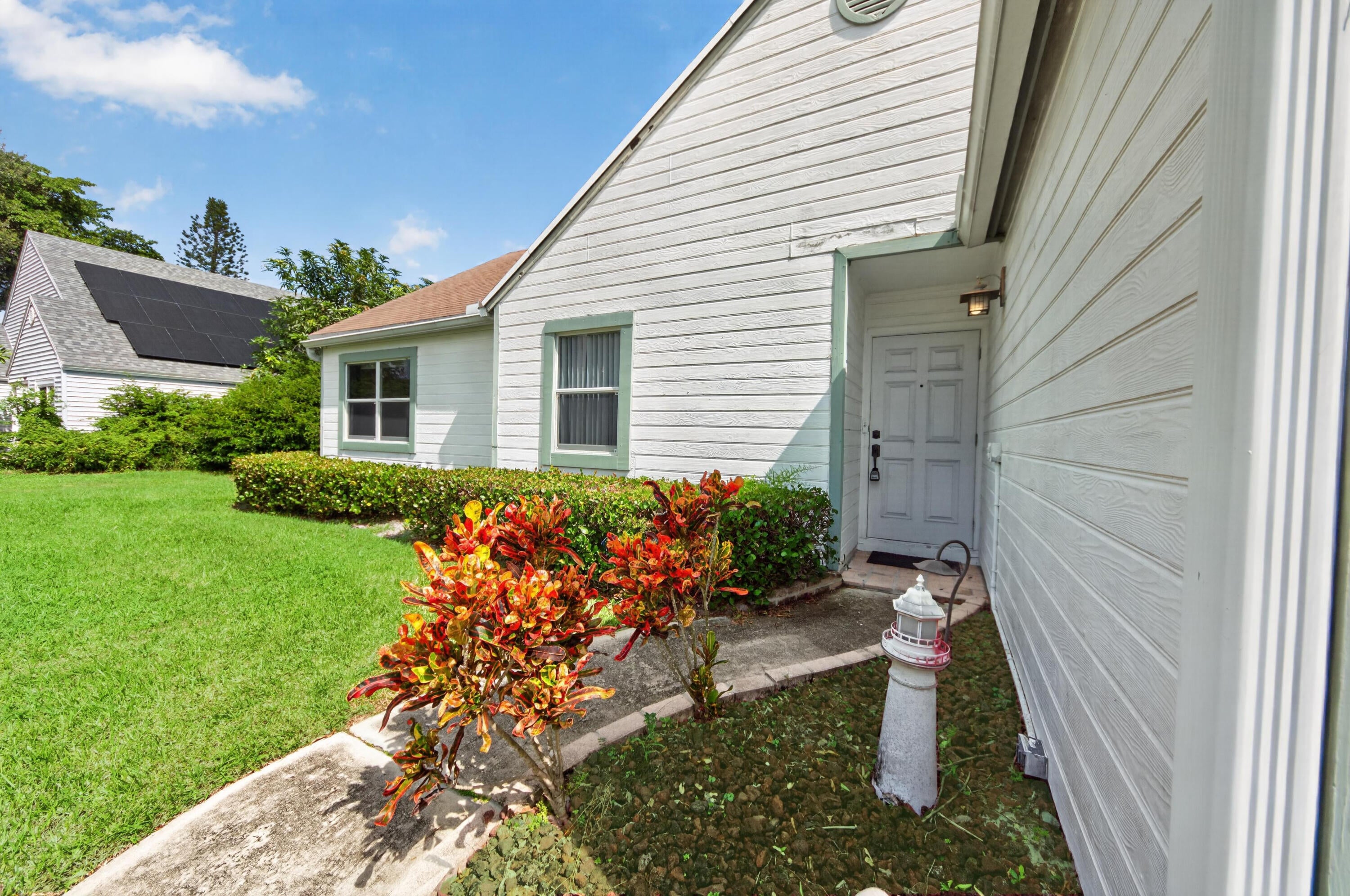 9 CEDAR Circle