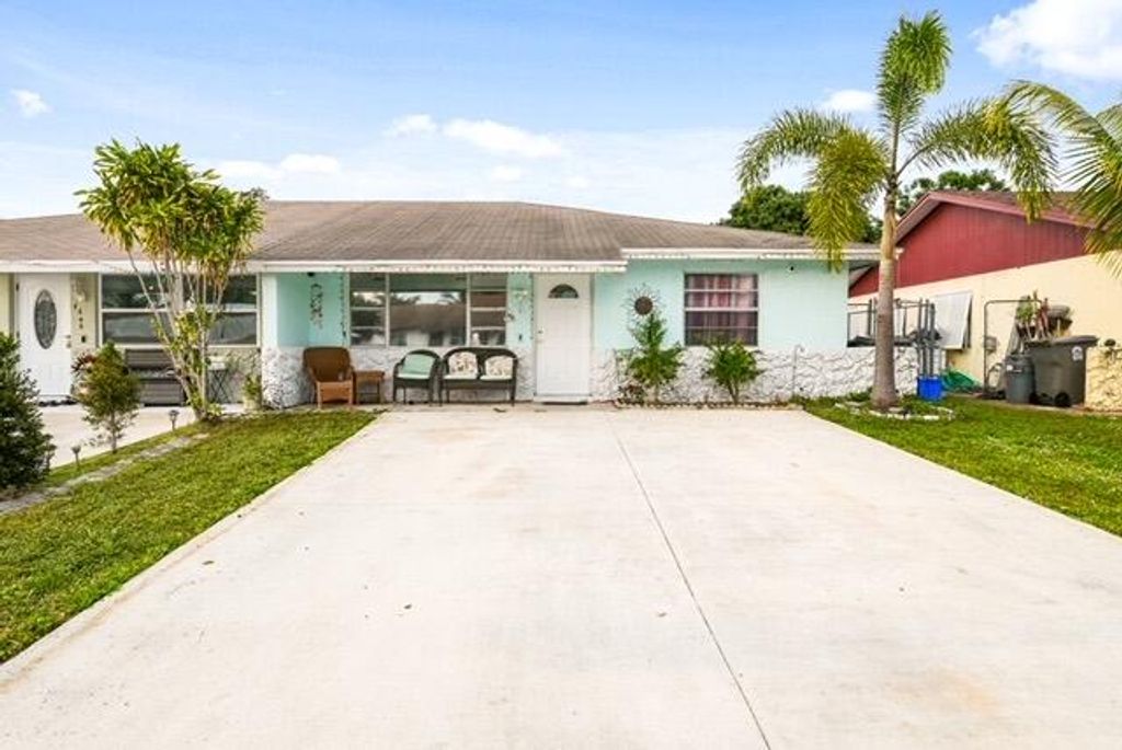 Photo of 4641 Brady Lane, Palm Beach Gardens, FL 33418 (MLS # R10946989)