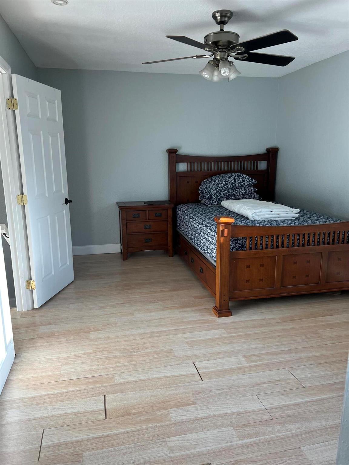 VALENCIA VILLAGE CONDO PH - Residential
