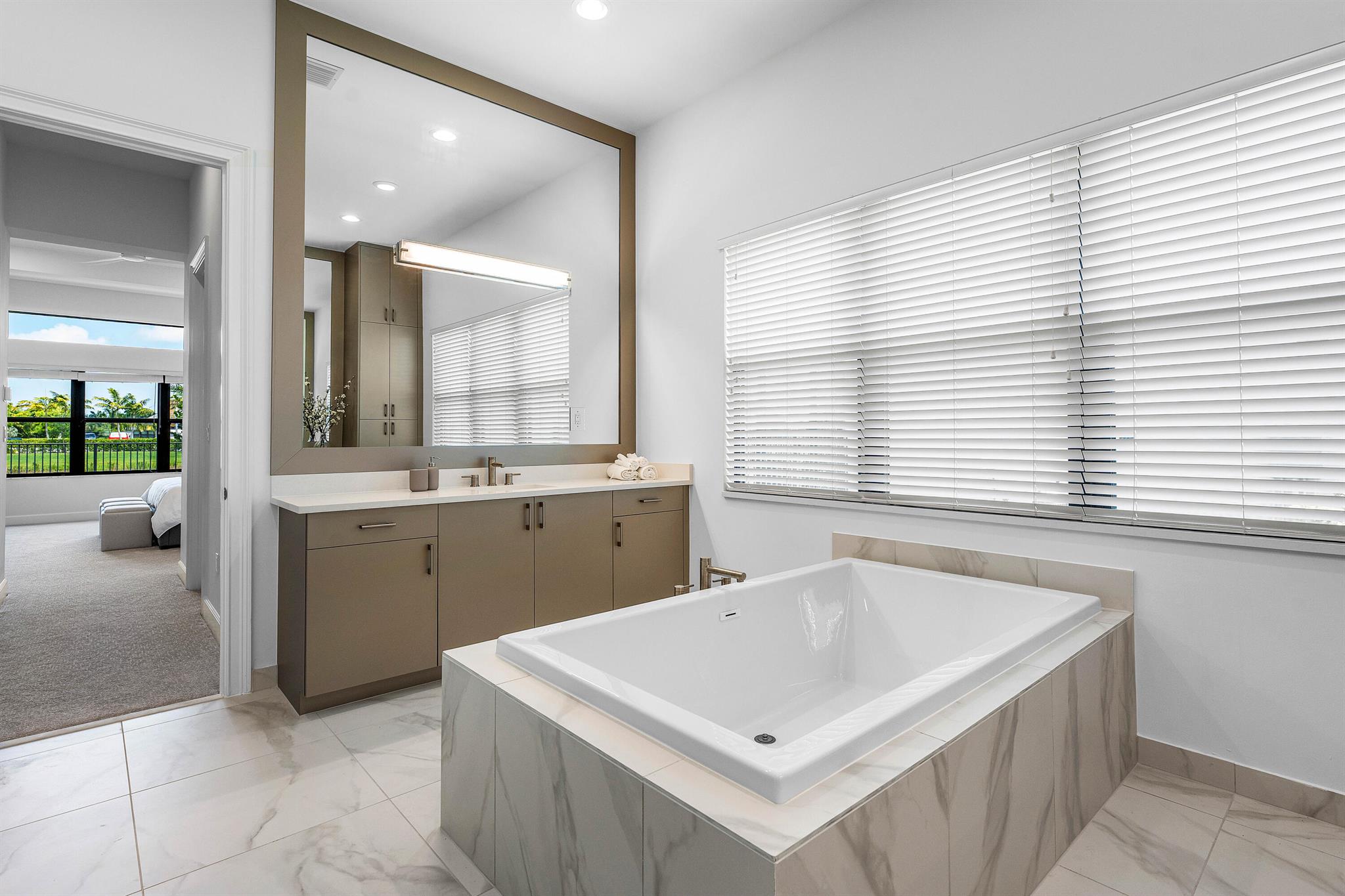 Valencia Grand - Residential