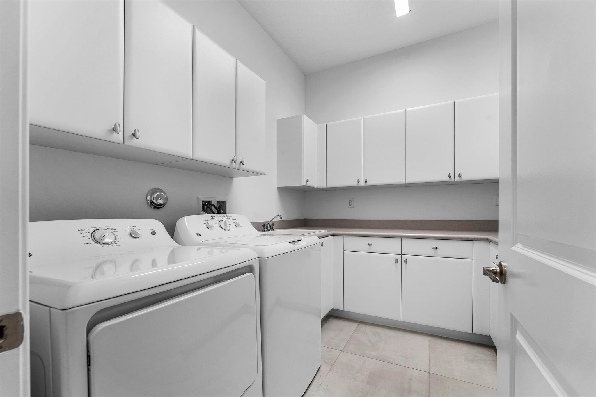 Valencia Grand - Residential