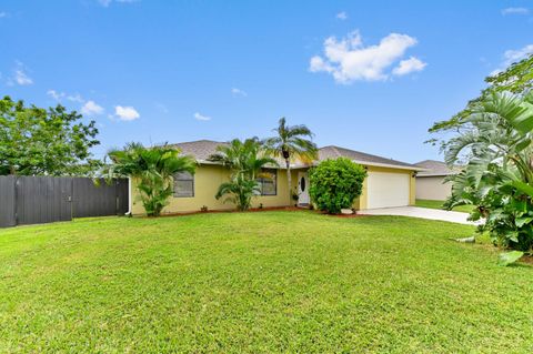 A home in Port St Lucie