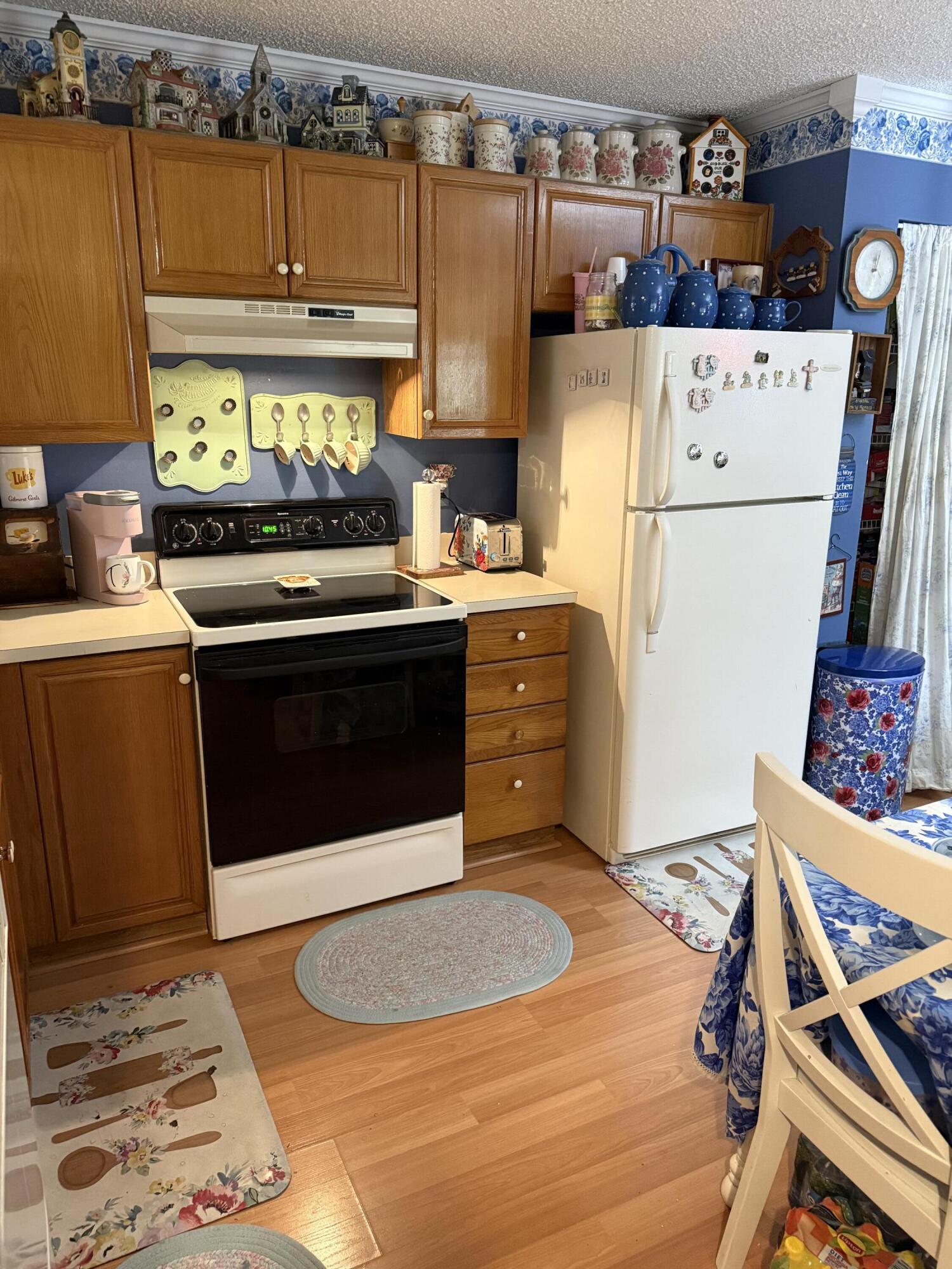 Properties 2103 Maplewood Drive