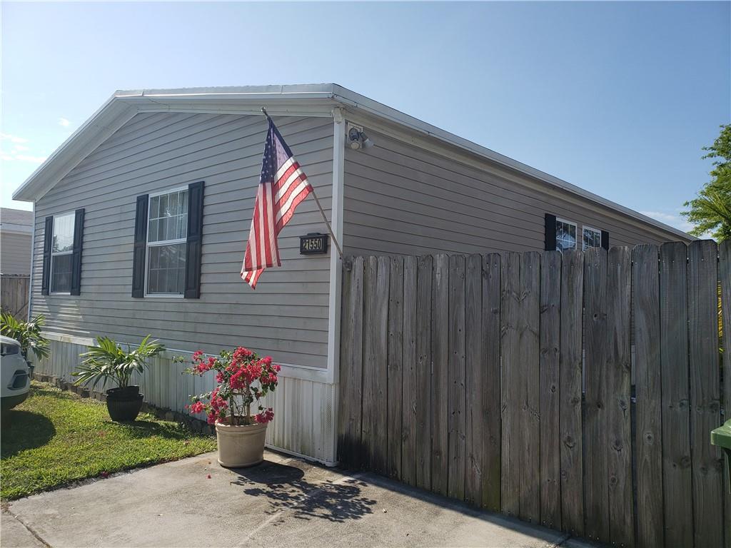 HOLLY LAKE - Residential