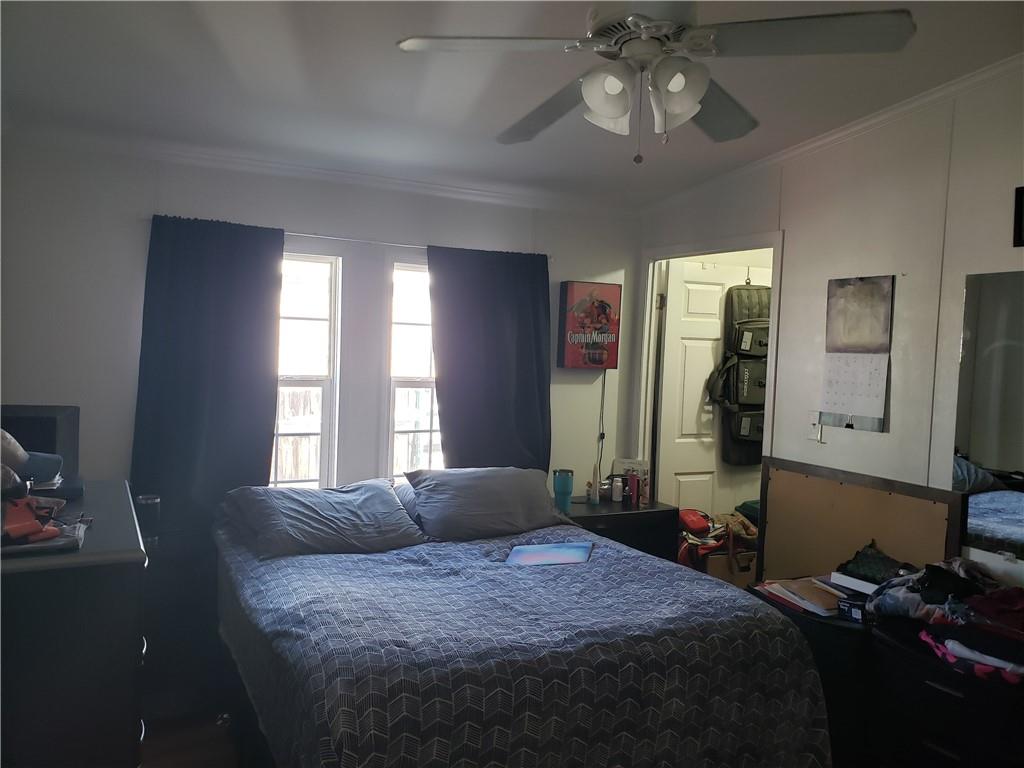 HOLLY LAKE - Residential