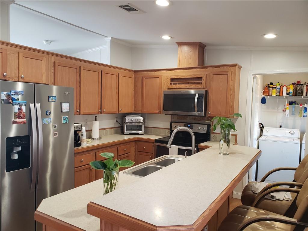 HOLLY LAKE - Residential