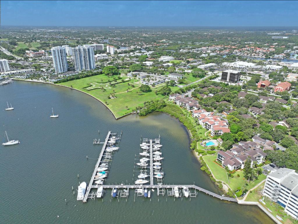 TWELVE OAKS MARINA CONDO - Land