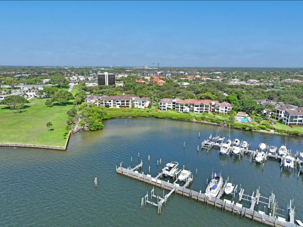TWELVE OAKS MARINA CONDO - Land
