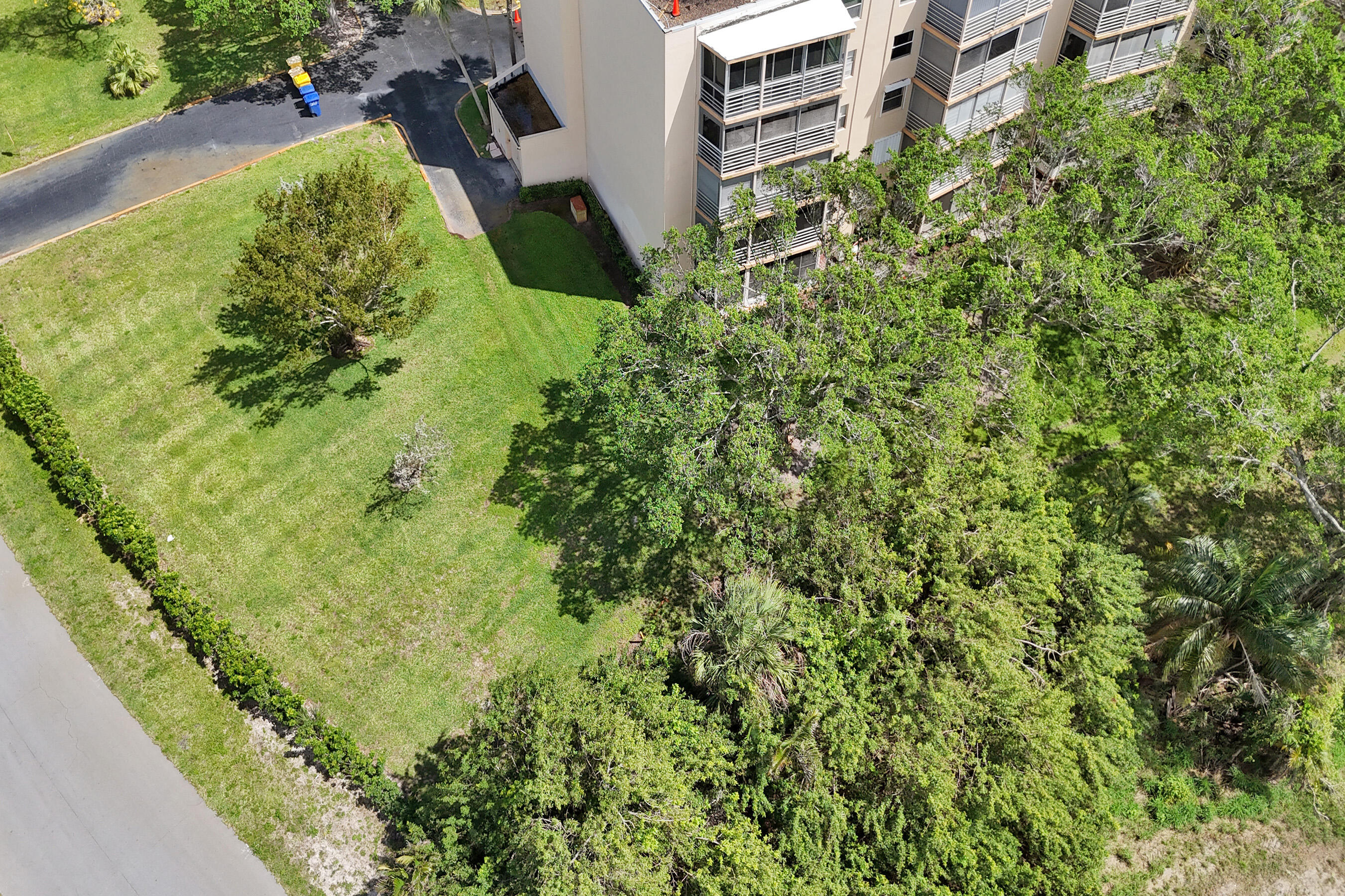 BOCA TEECA CONDO 5 - Residential