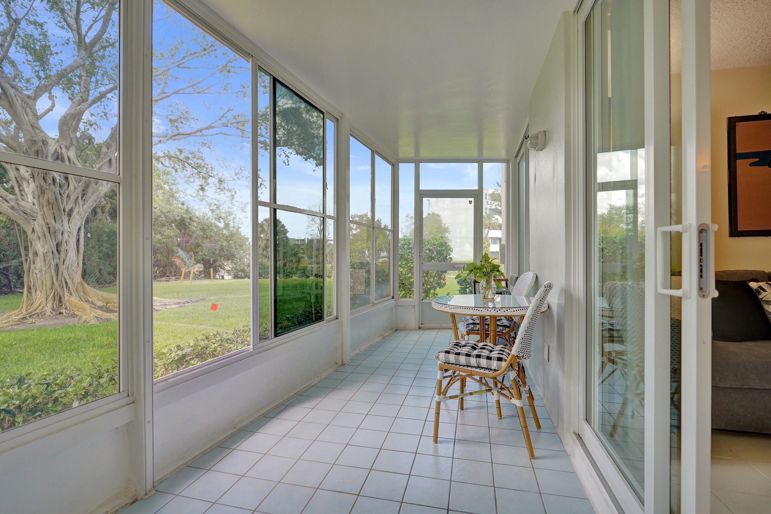 BOCA TEECA CONDO 5 - Residential