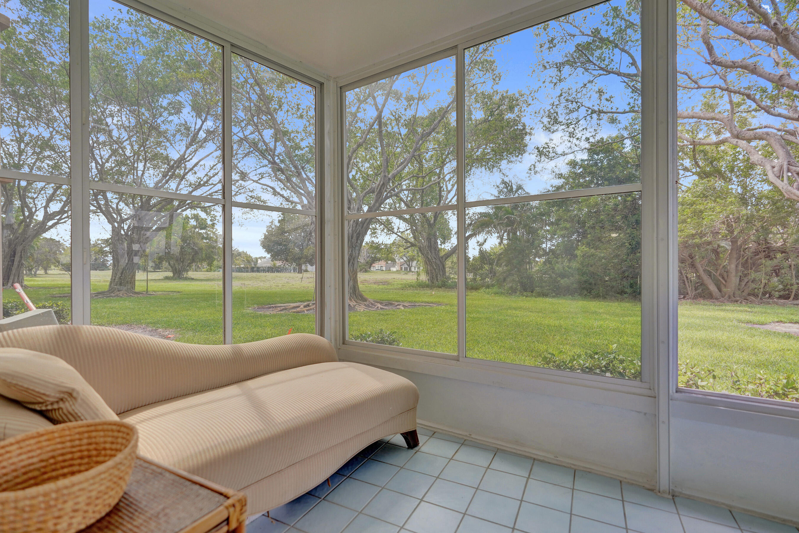 BOCA TEECA CONDO 5 - Residential