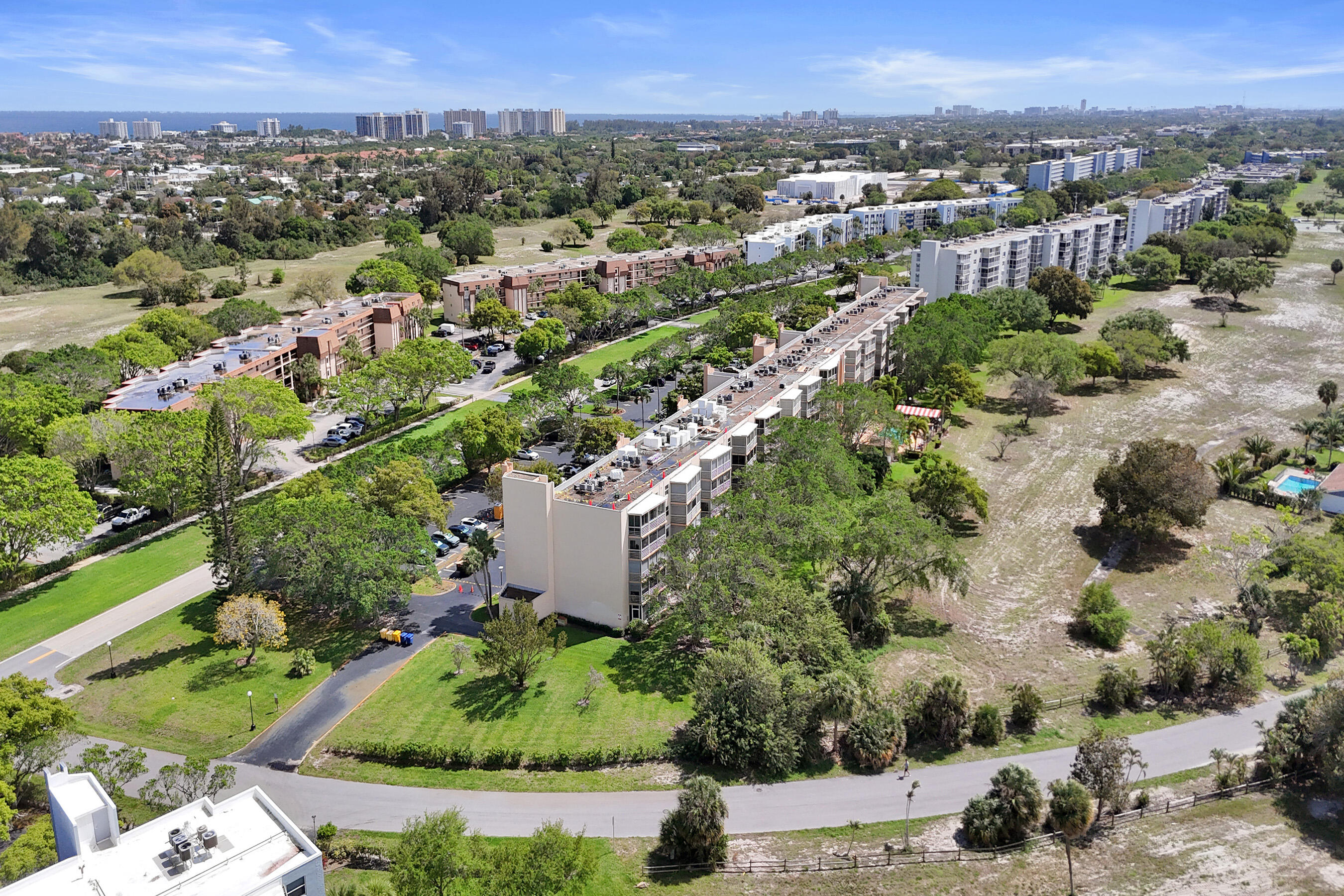 BOCA TEECA CONDO 5 - Residential