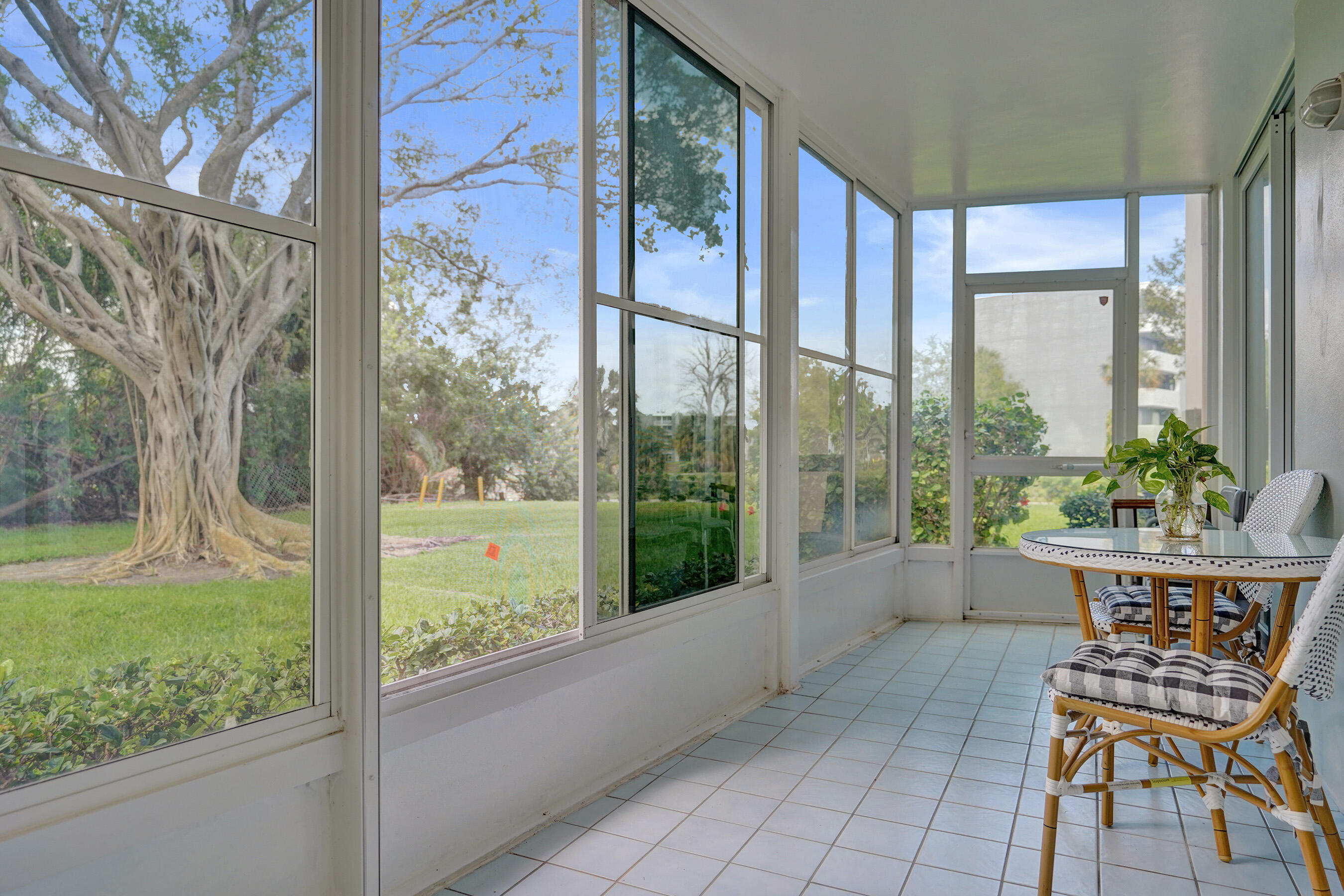 BOCA TEECA CONDO 5 - Residential