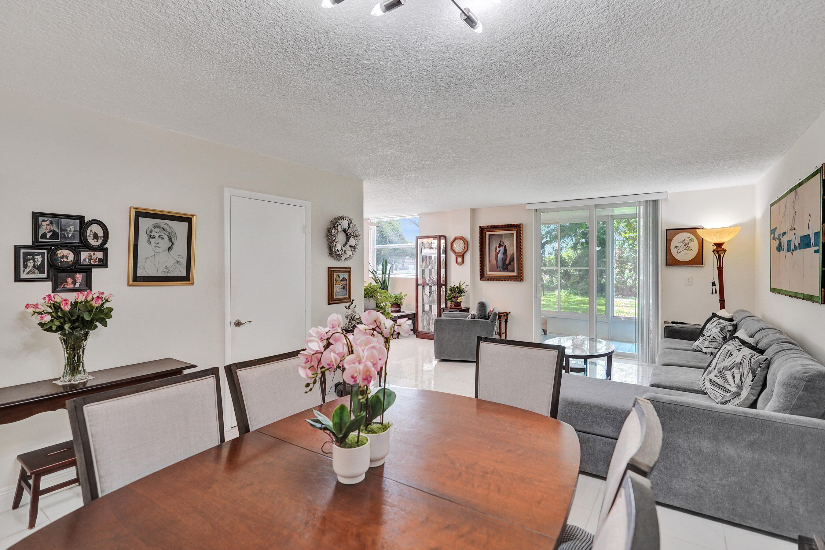 BOCA TEECA CONDO 5 - Residential