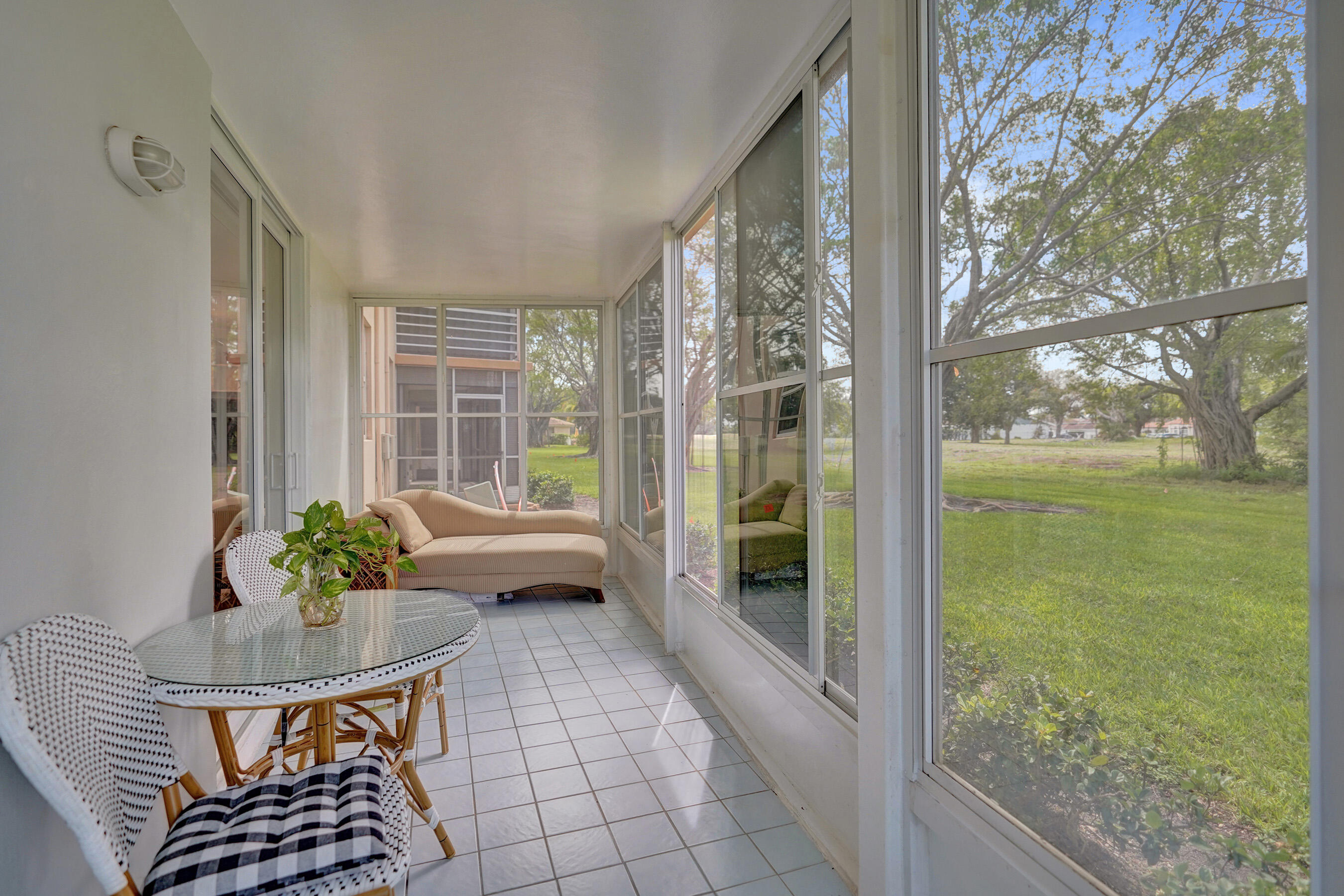 BOCA TEECA CONDO 5 - Residential