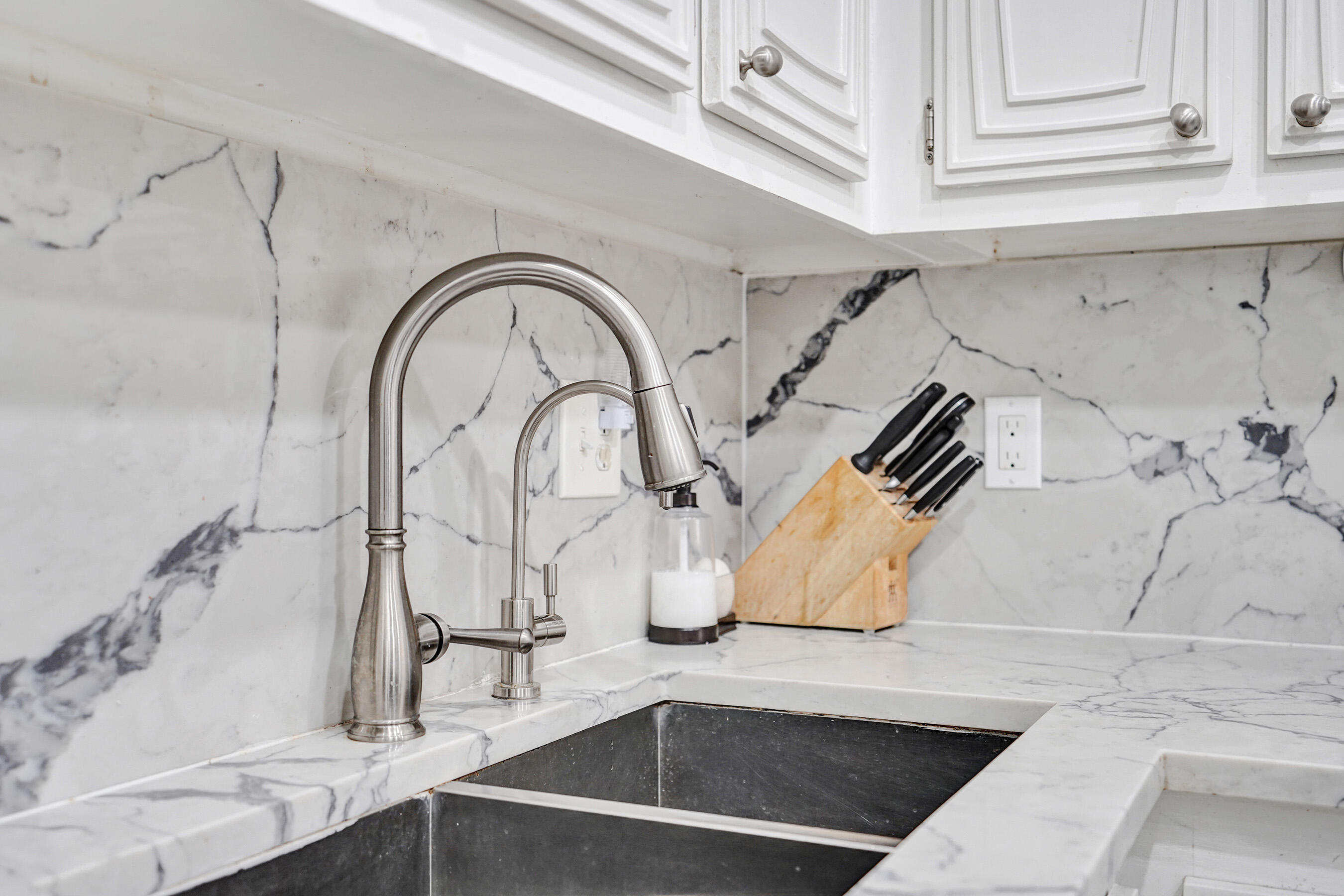 BOCA TEECA CONDO 5 - Residential