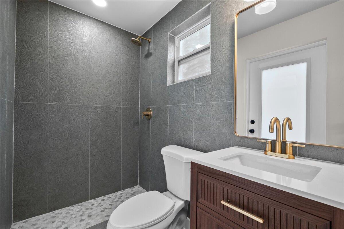 KELSEY CITY - Residential