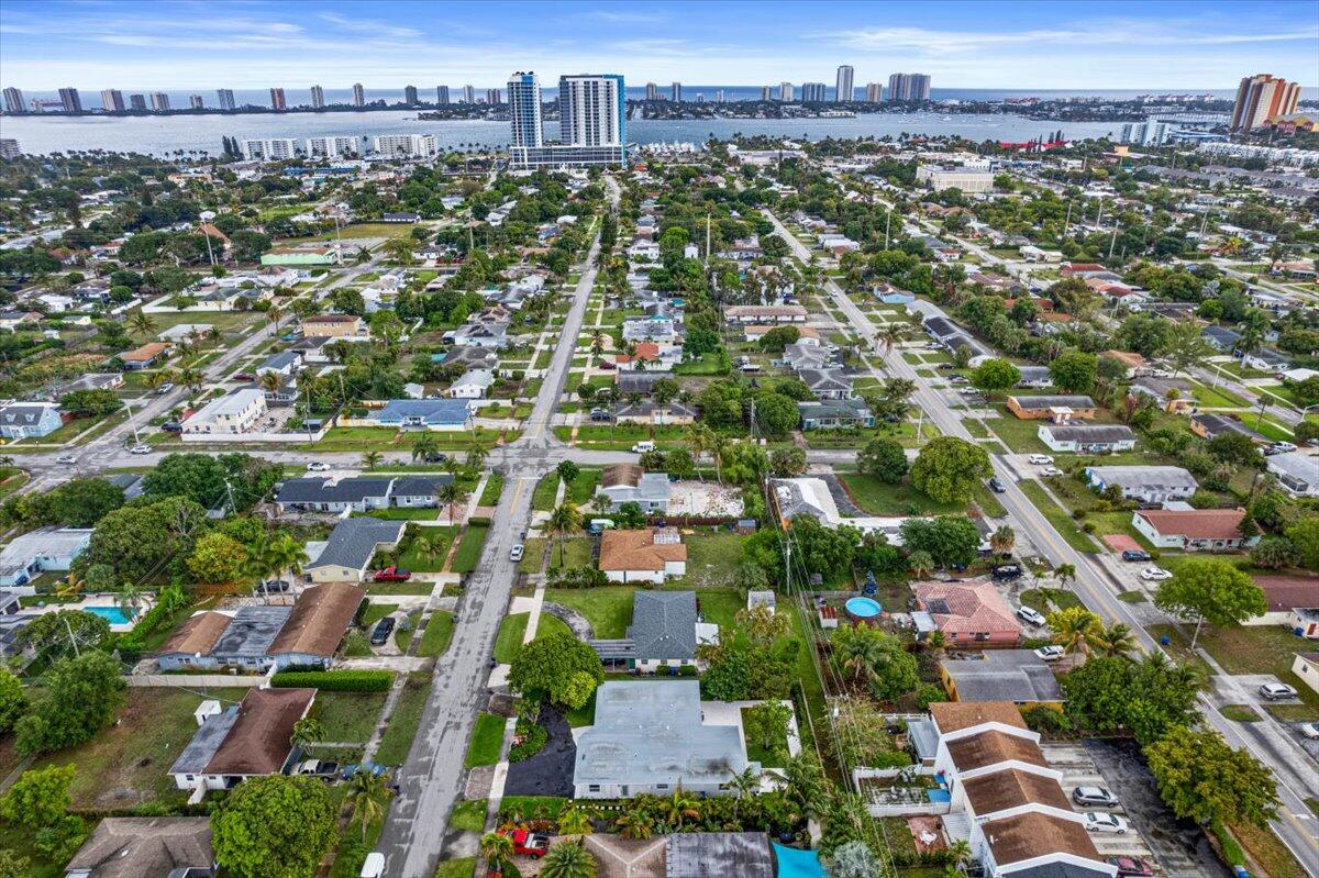 KELSEY CITY - Residential