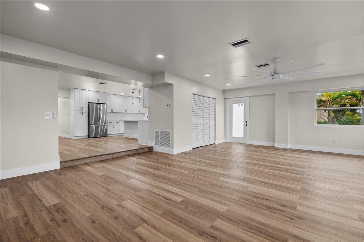 KELSEY CITY - Residential