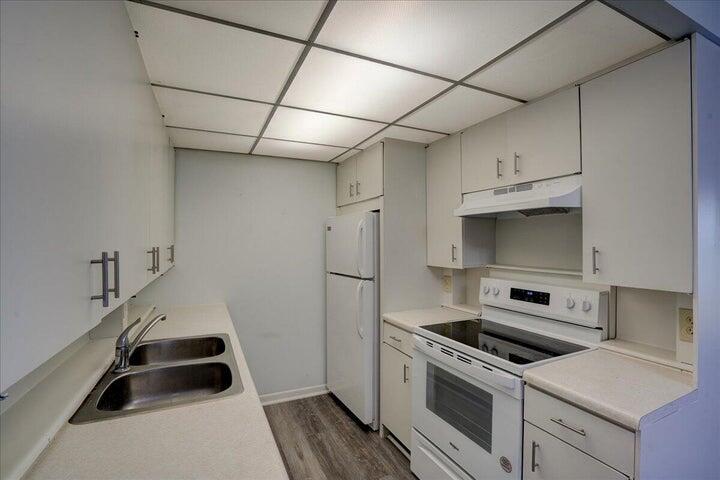 4110 Newport U 4110