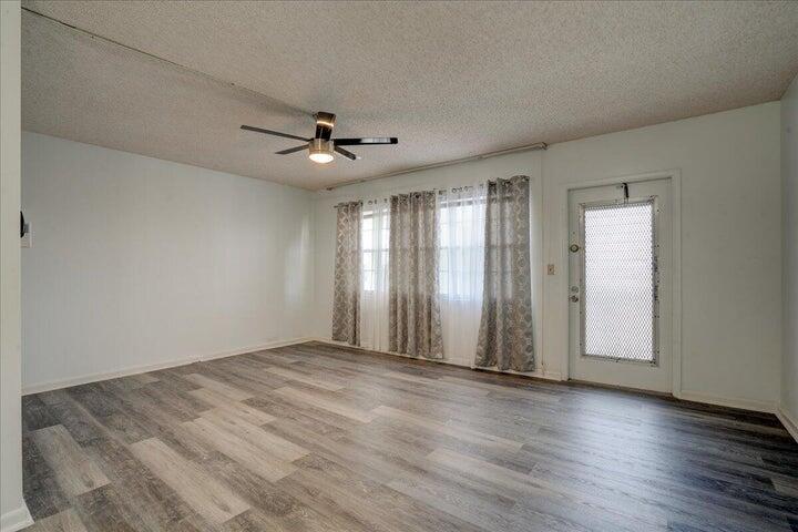 4110 Newport U 4110