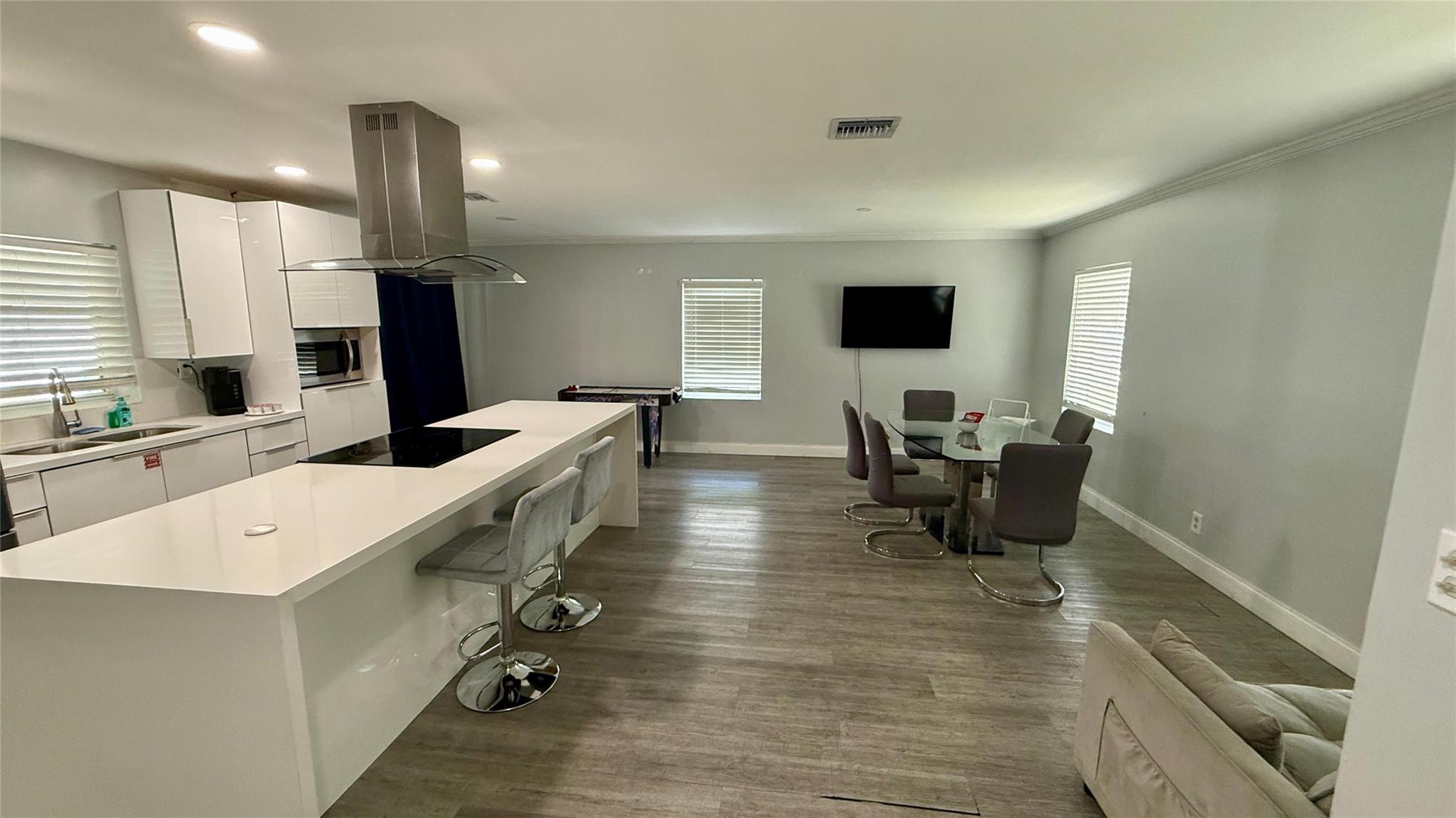 NORTH LAUDERDALE VILLAGE - Residential