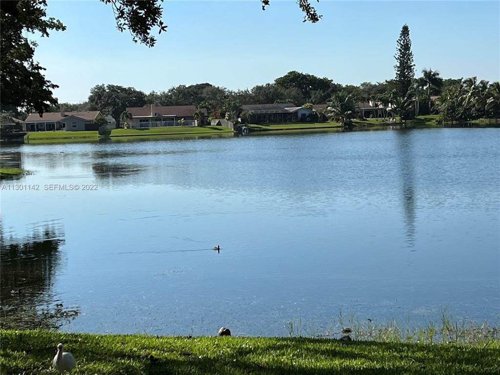 Photo of 31 Chestnut Circle, Cooper City, FL 33026 (MLS # B26004268)