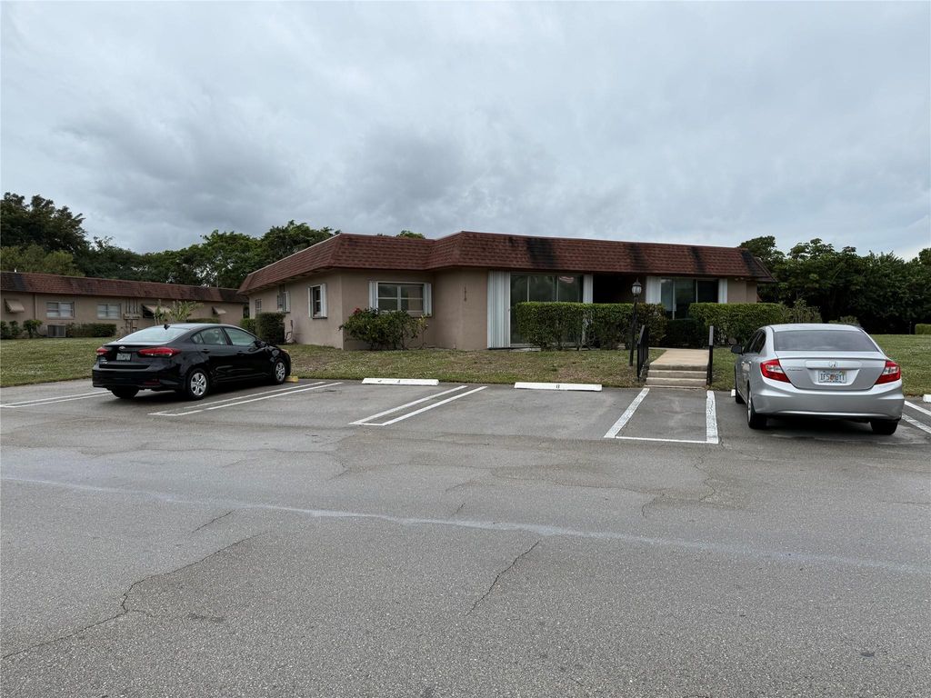 Photo of 1918 Palmland Drive #2B, Boynton Beach, FL 33436 (MLS # F10486793)