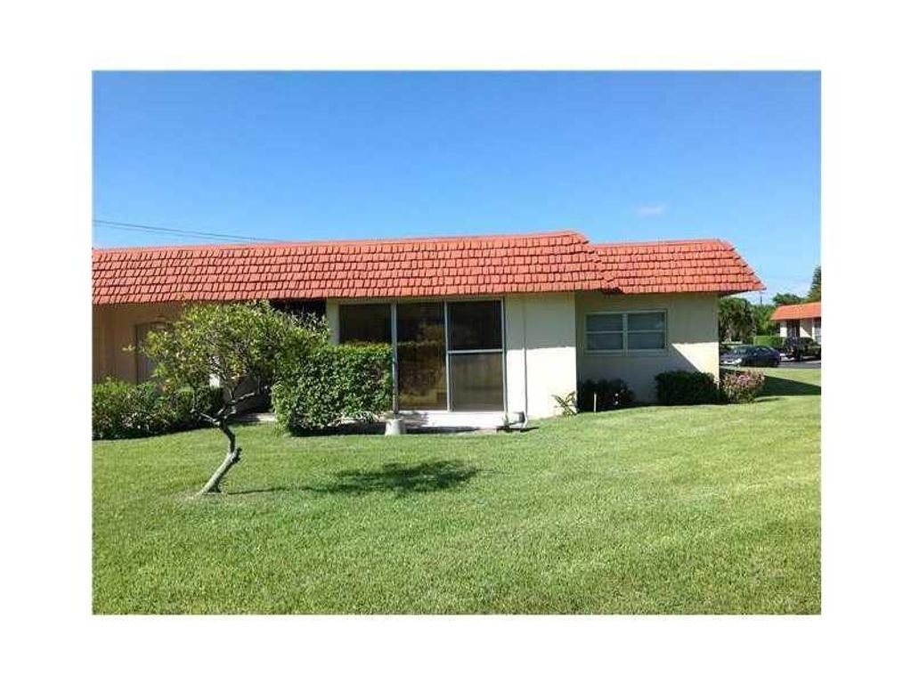 Photo of 1918 Palmland Drive #2B, Boynton Beach, FL 33436 (MLS # F10486793)