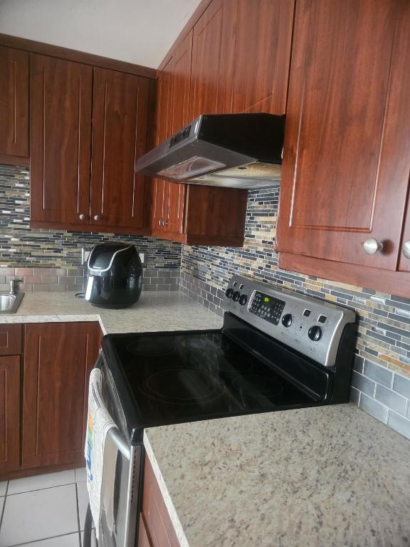 TALLOWWOOD ISLE - Residential