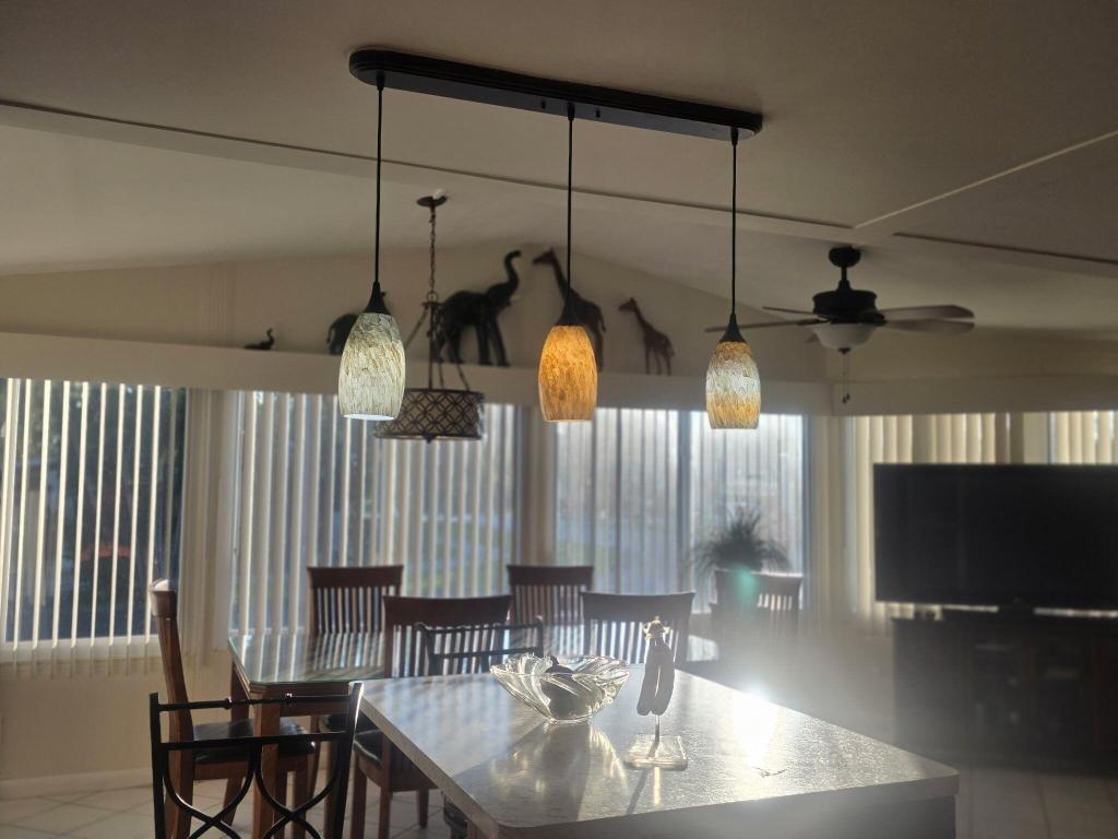 TALLOWWOOD ISLE - Residential